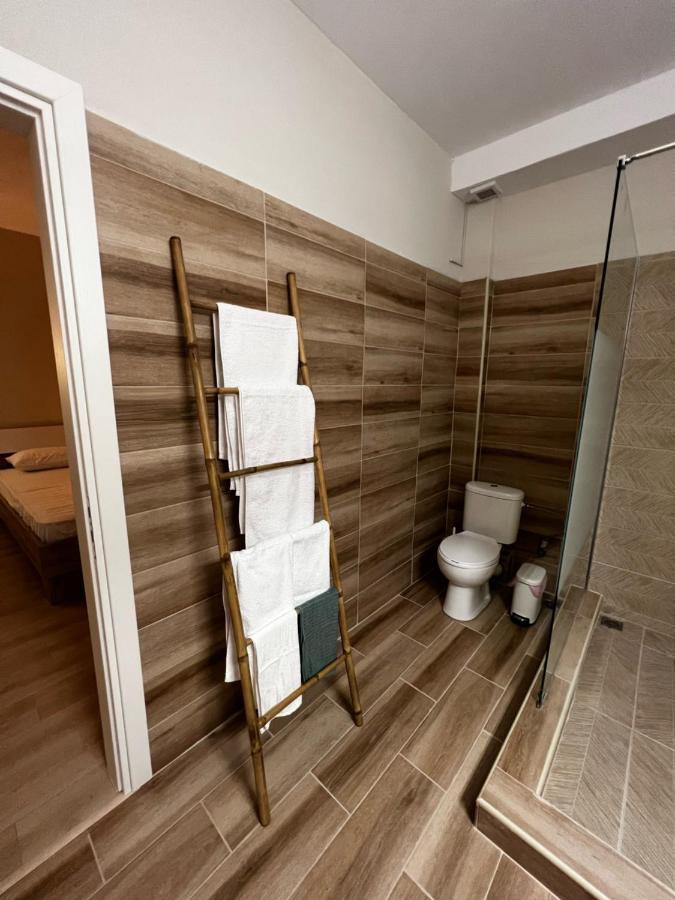 Lmj Apartments Artemida  Ngoại thất bức ảnh