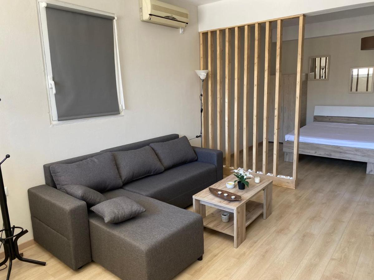 Lmj Apartments Artemida  Ngoại thất bức ảnh